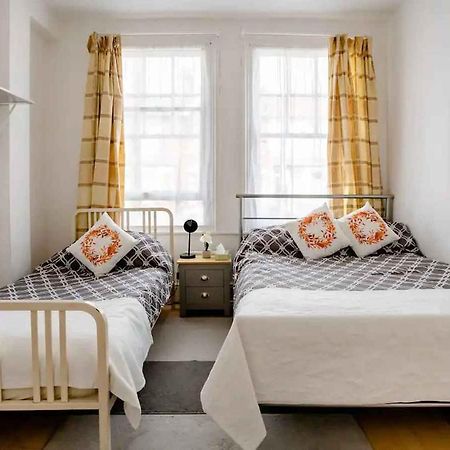 Homestay Near Tottenham Hotspur Stadium Londres Exterior foto